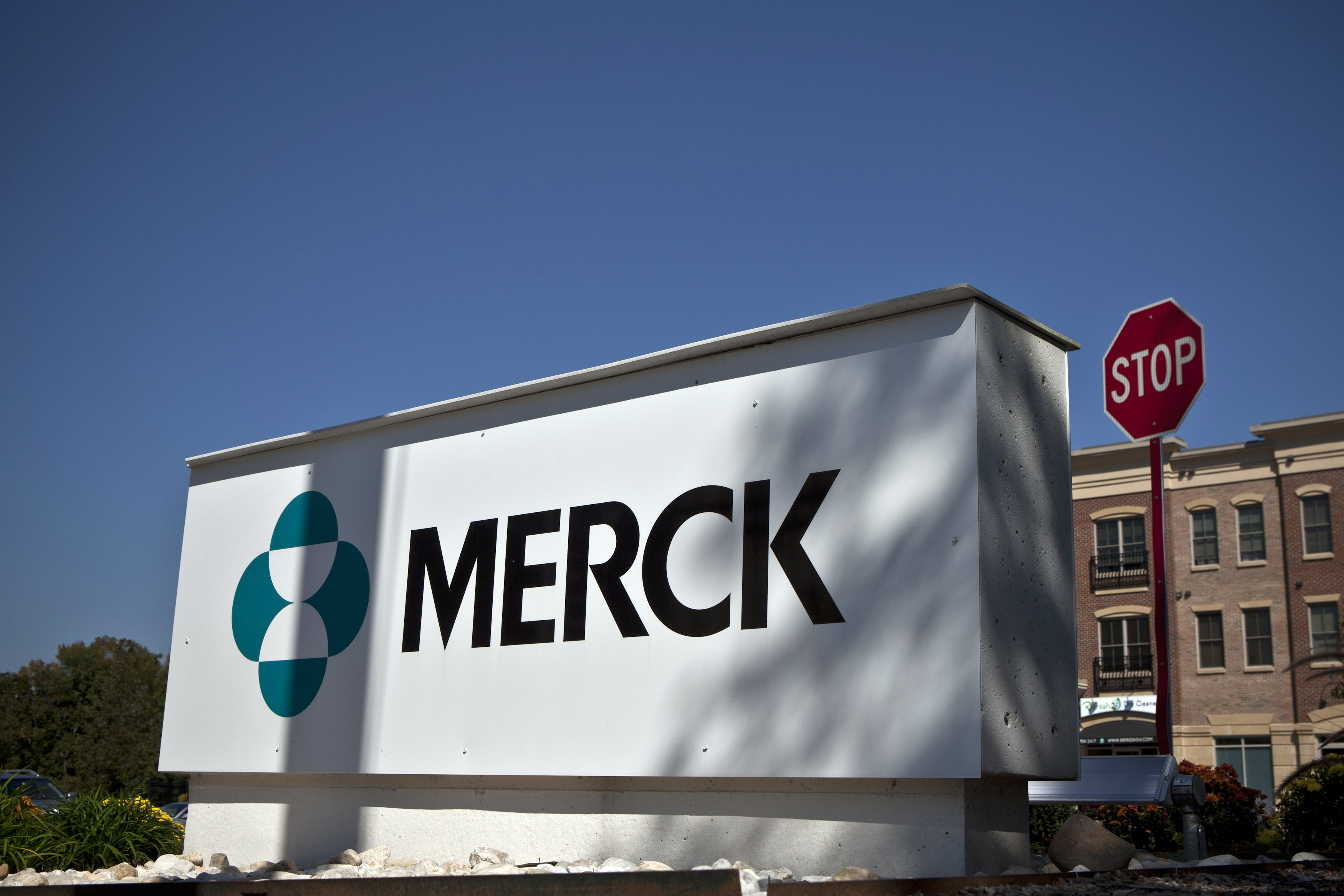 Merck & Co Upgraded 2023 Guidance Sends Shares Higher!